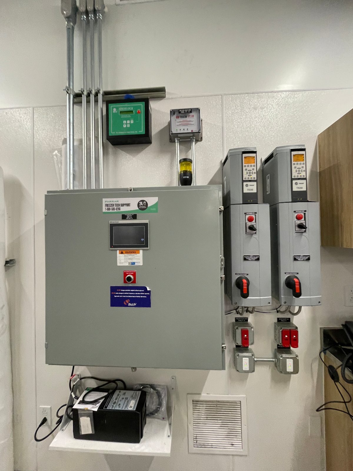 Commercial control panel with VFD drives